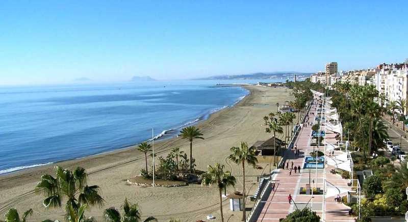 丰希罗拉La Costa Del Sol公寓 外观 照片